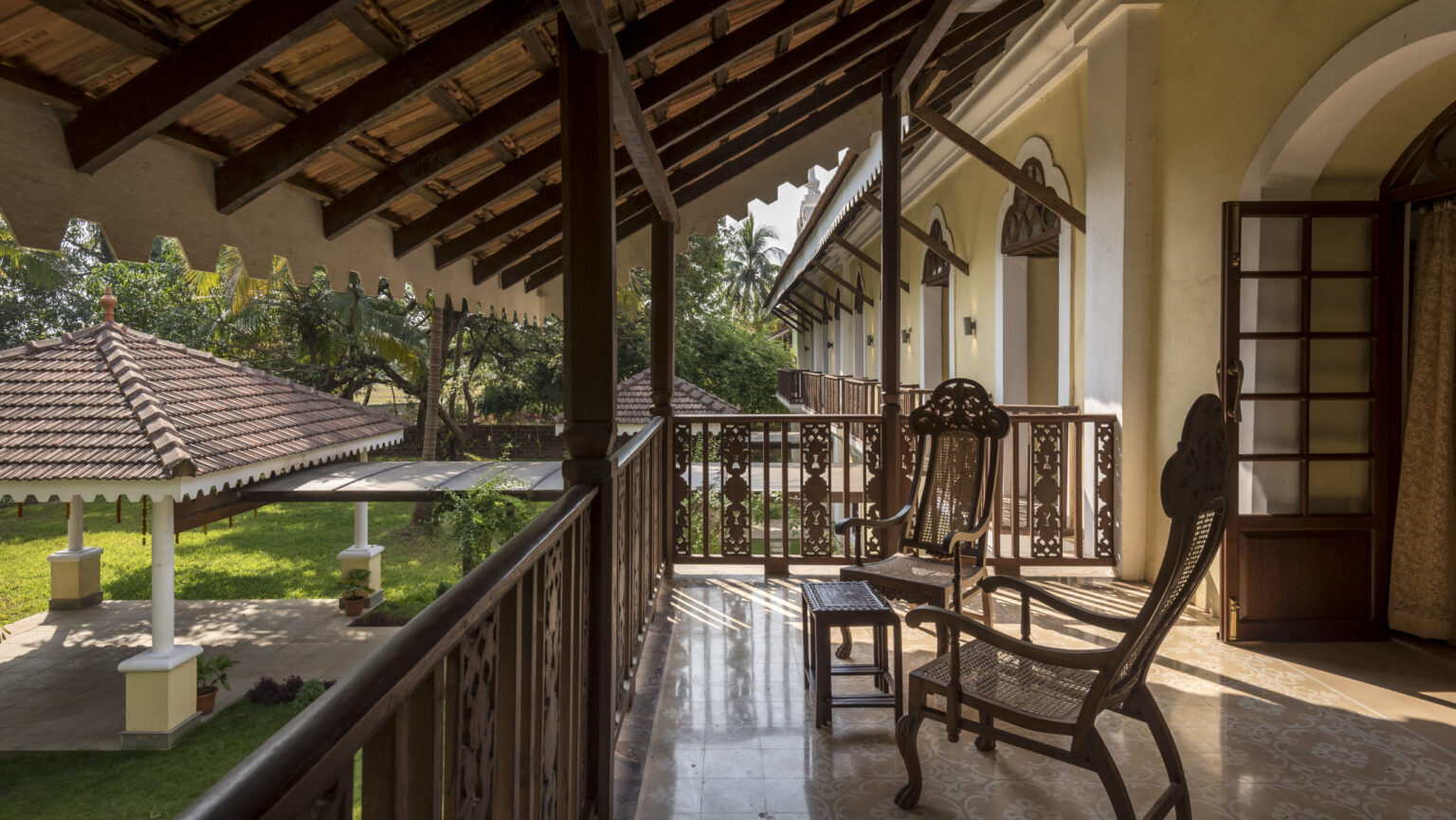 The Postcard Cuelim - Room terrace